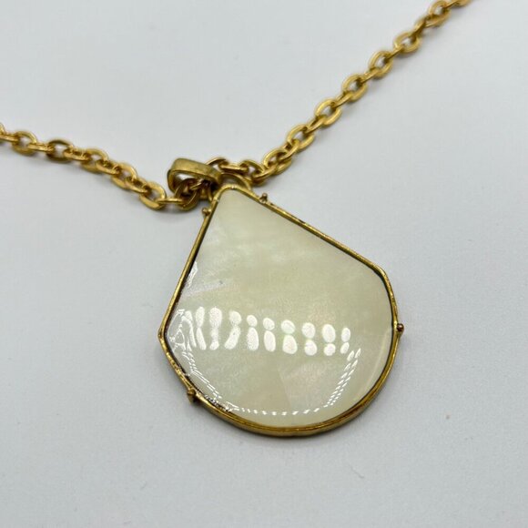 The Sak Mother of Pearl Teardrop Pendant Necklace in Gold-tone NWT - Picture 3 of 5